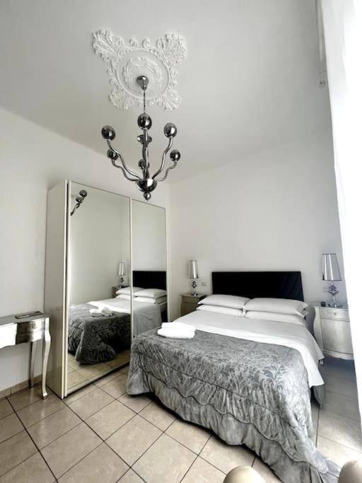 Hotel Virginia Apartaments - Stazione Termini Rome Buitenkant foto
