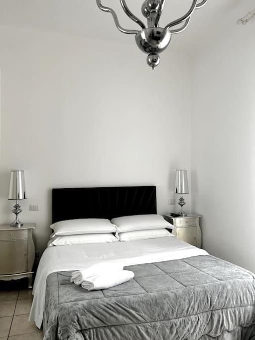 Hotel Virginia Apartaments - Stazione Termini Rome Buitenkant foto