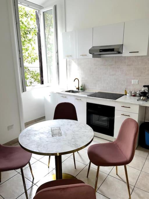 Hotel Virginia Apartaments - Stazione Termini Rome Buitenkant foto